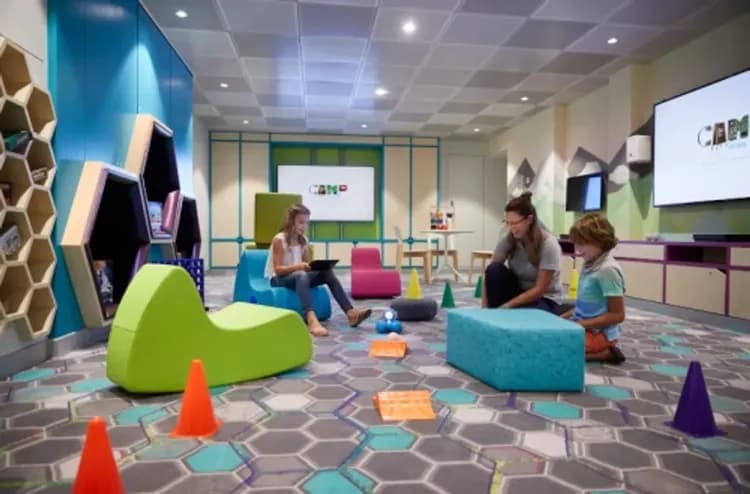 celebrity千囍號 兒童海上營地