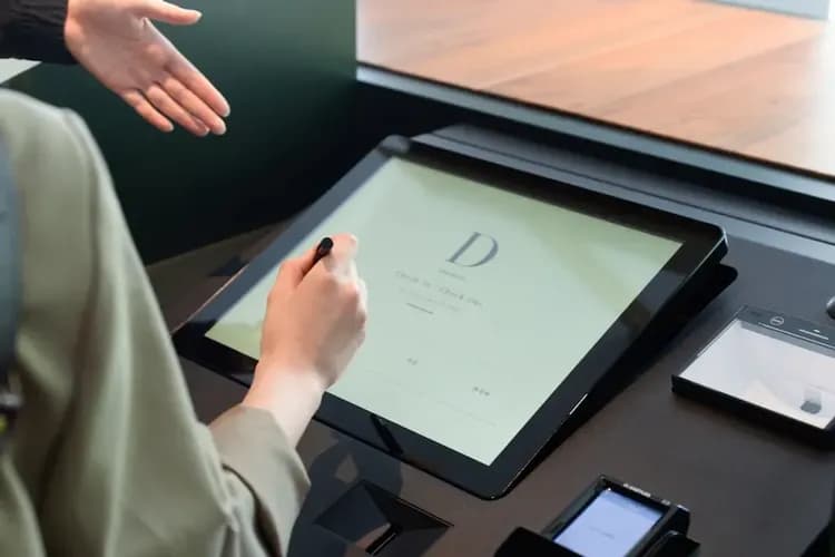 Check-in/check-out kiosk