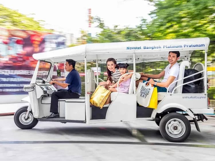 Shopping center shuttle