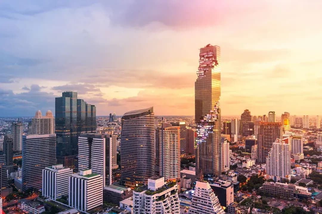 Bangkok-The Standard, Bangkok Mahanakhon
