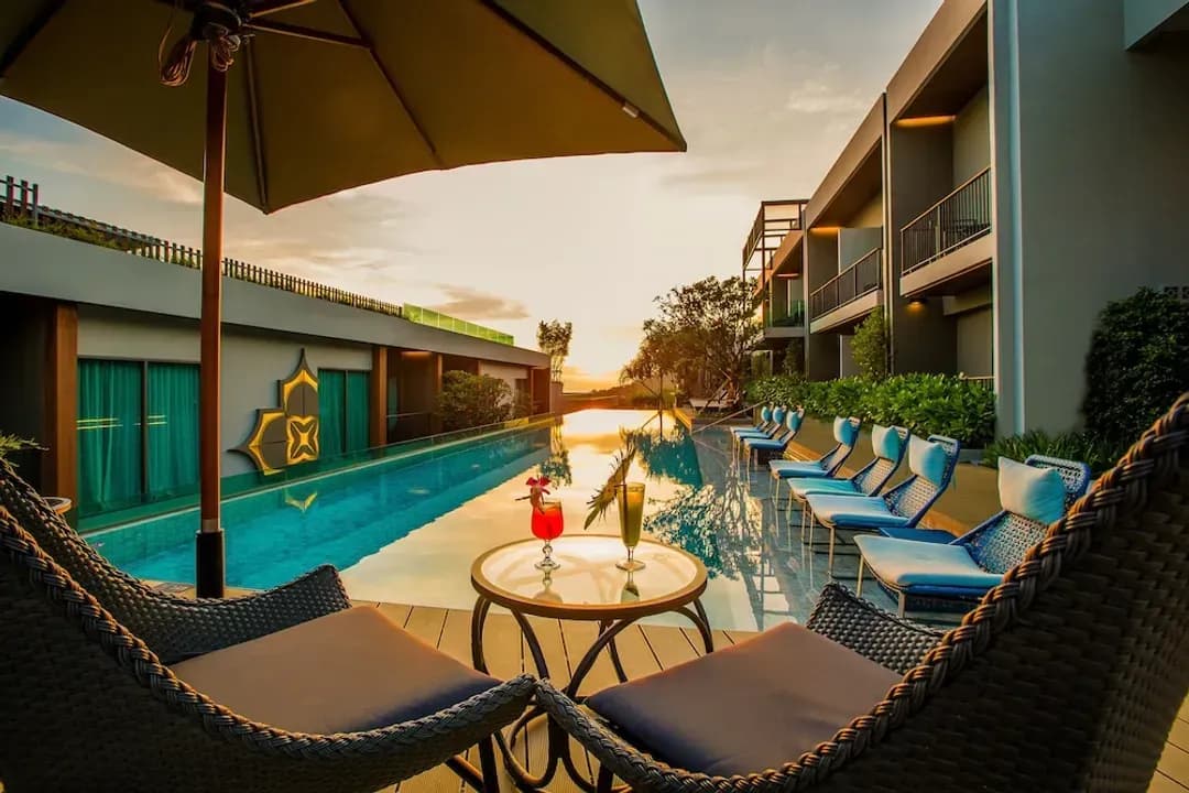 Phuket-AtEase Phuket Patong