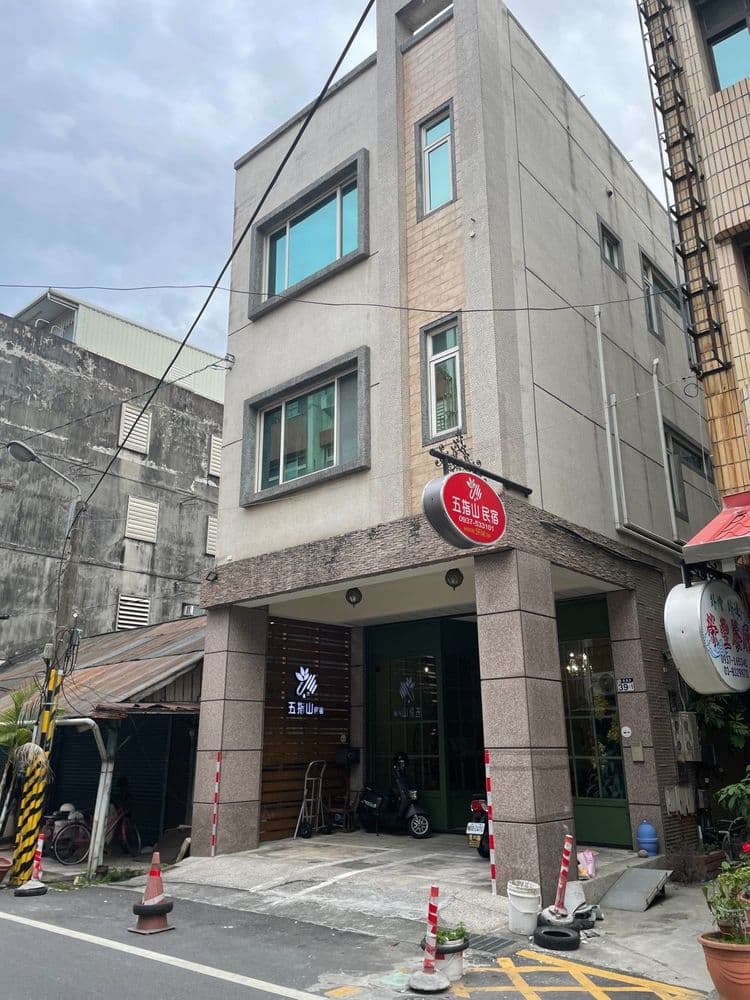 五指山民宿夜市館|花蓮包棟|麻將|21人包棟-2