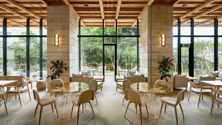 호텔 스트라타 나하-8