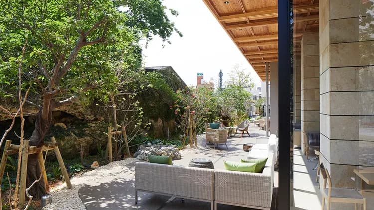 호텔 스트라타 나하-5