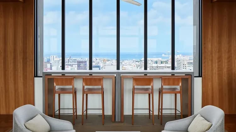 호텔 스트라타 나하-11