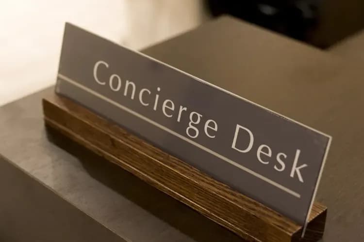 Concierge desk