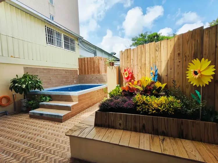 Jin H168 Courtyard-3