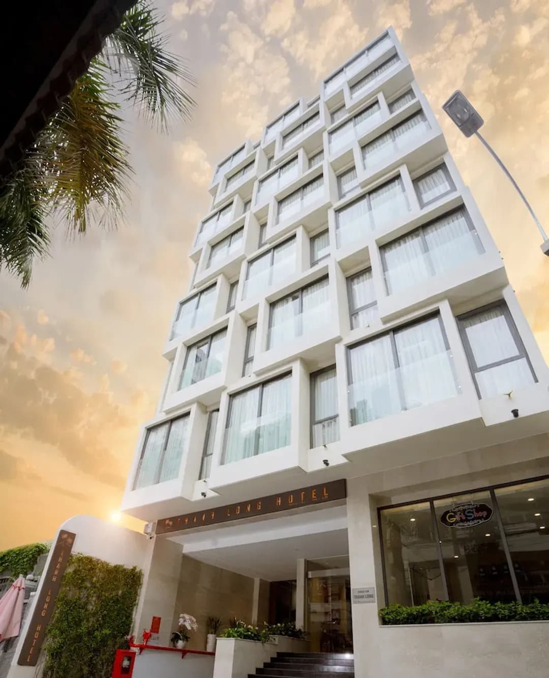 Ho Chi Minh City-Thanh Long Hotel