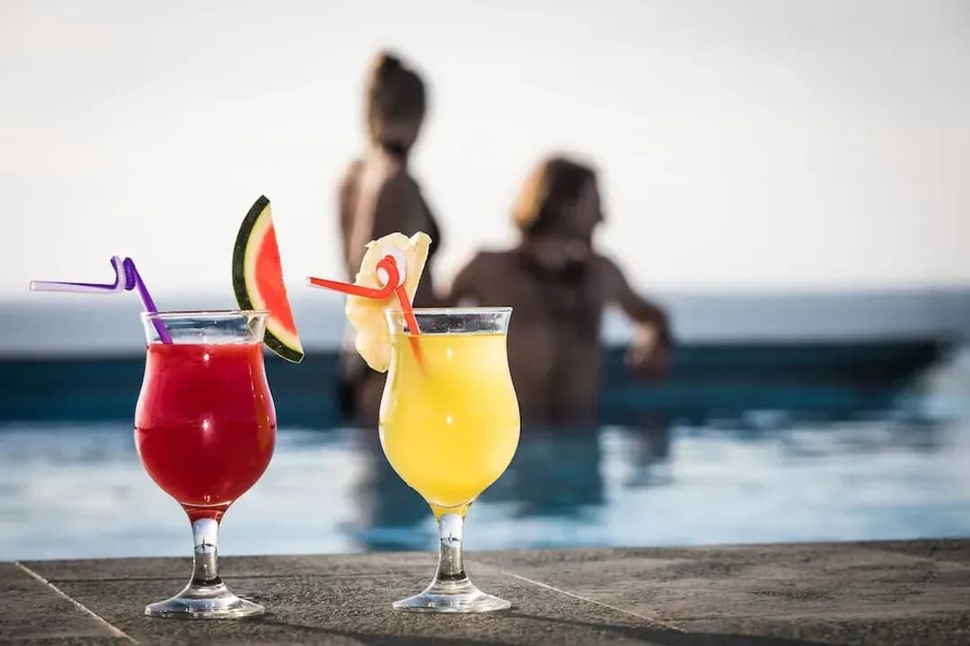 堅江省-金黃小雛菊飯店