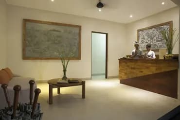 Check-in/check-out kiosk