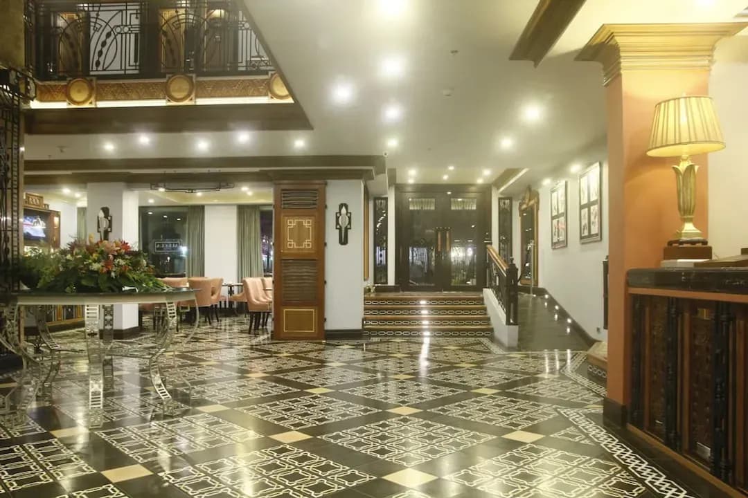 메트로 마닐라-헤럴드 스위트 폴라리스