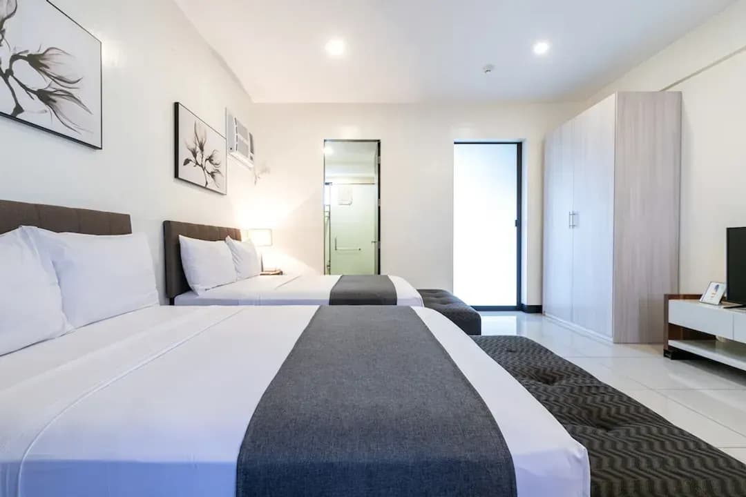 Metro Manila-Artemis Place Makati Hotel