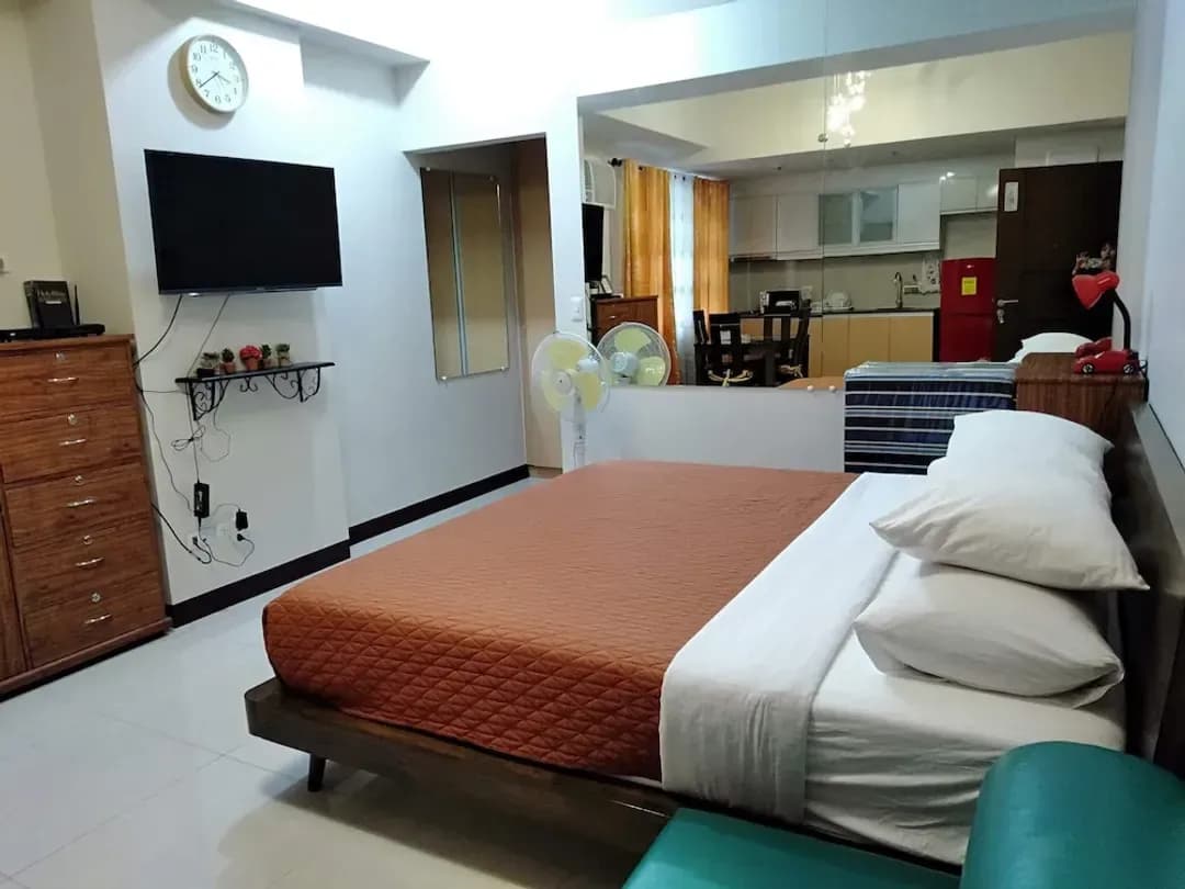 Metro Manila-101 Newport Condo Across the Airport