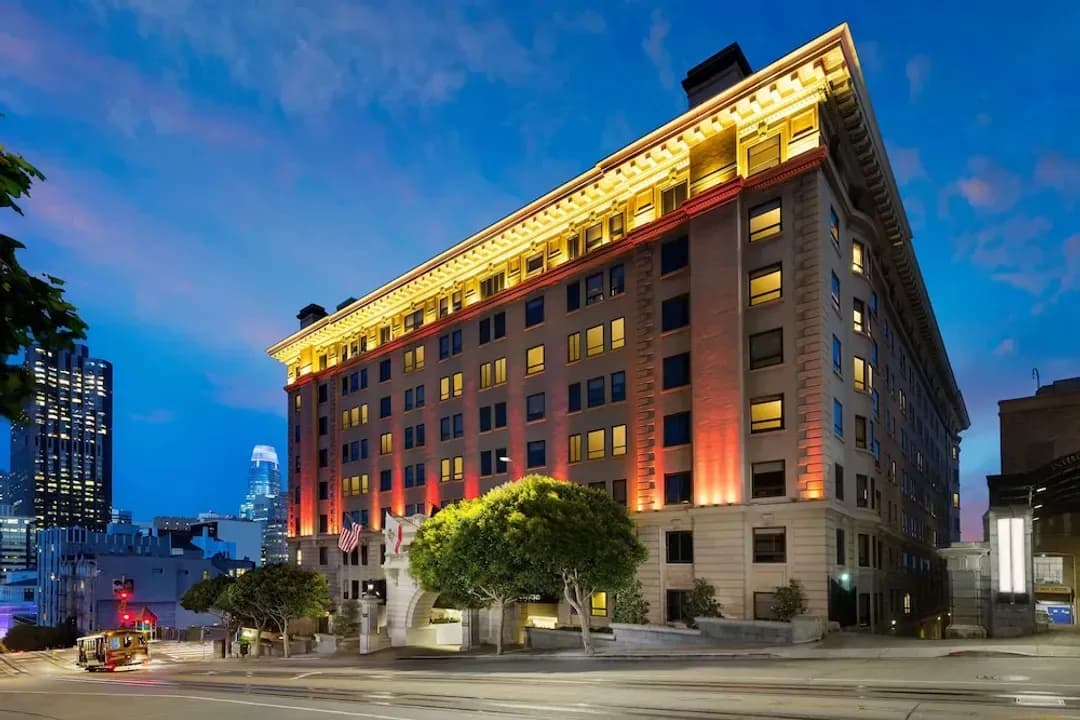 샌프란시스코의 도시와 카운티-스탠포드 코트 샌프란시스코