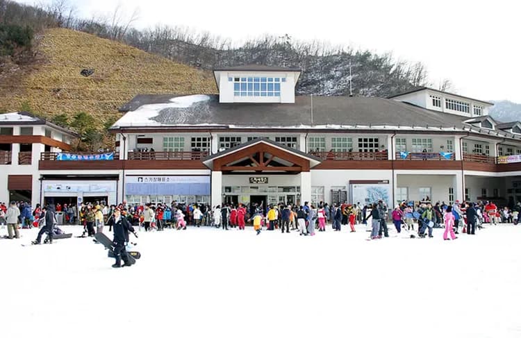 伊利希安江村度假村