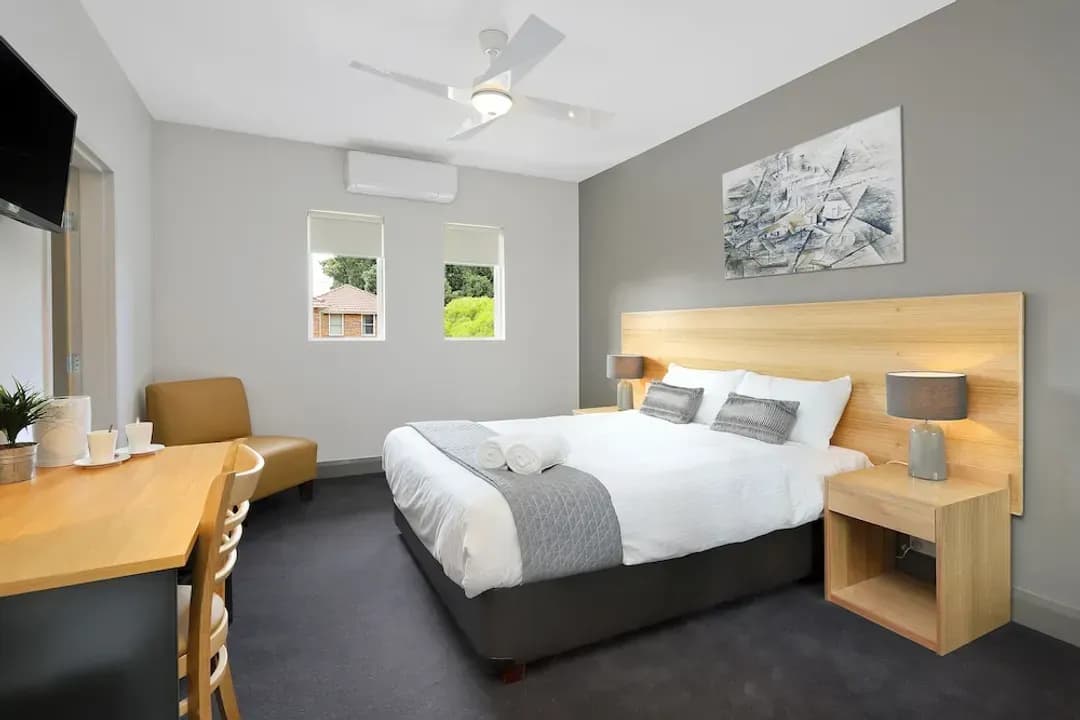 광역 시드니 지역-킹스그로브 호텔