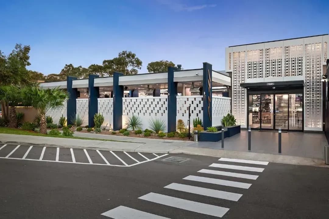 Greater Sydney District-Mill Hotel Milperra Panania