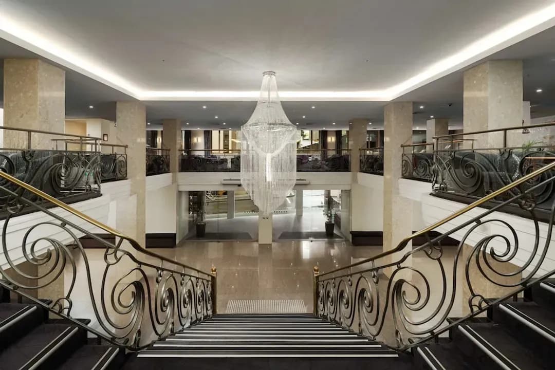 멜버른 지구-더 빅토리아 호텔 멜버른