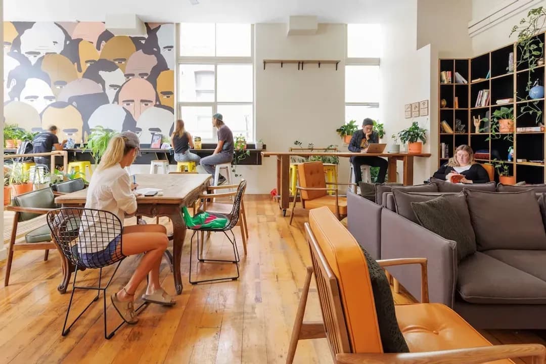 Melbourne District-Bounce Melbourne