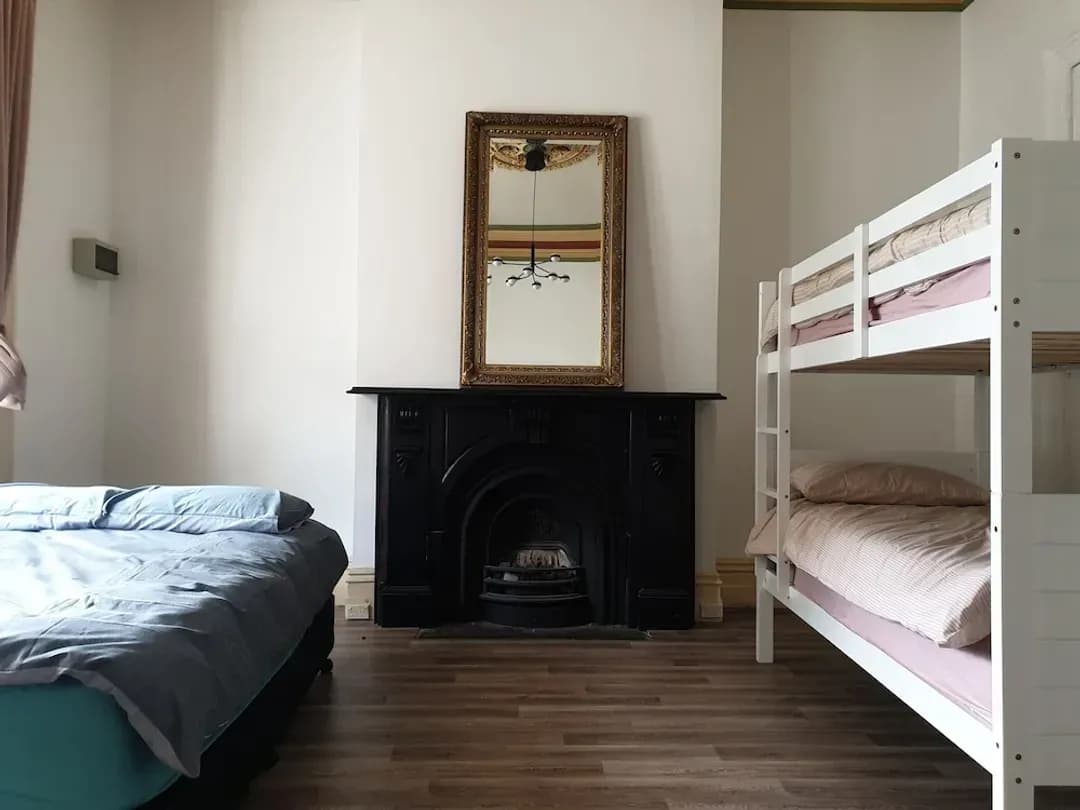 Melbourne District-Fitzroy Private Rooms @ 132 Nicholson Homestay