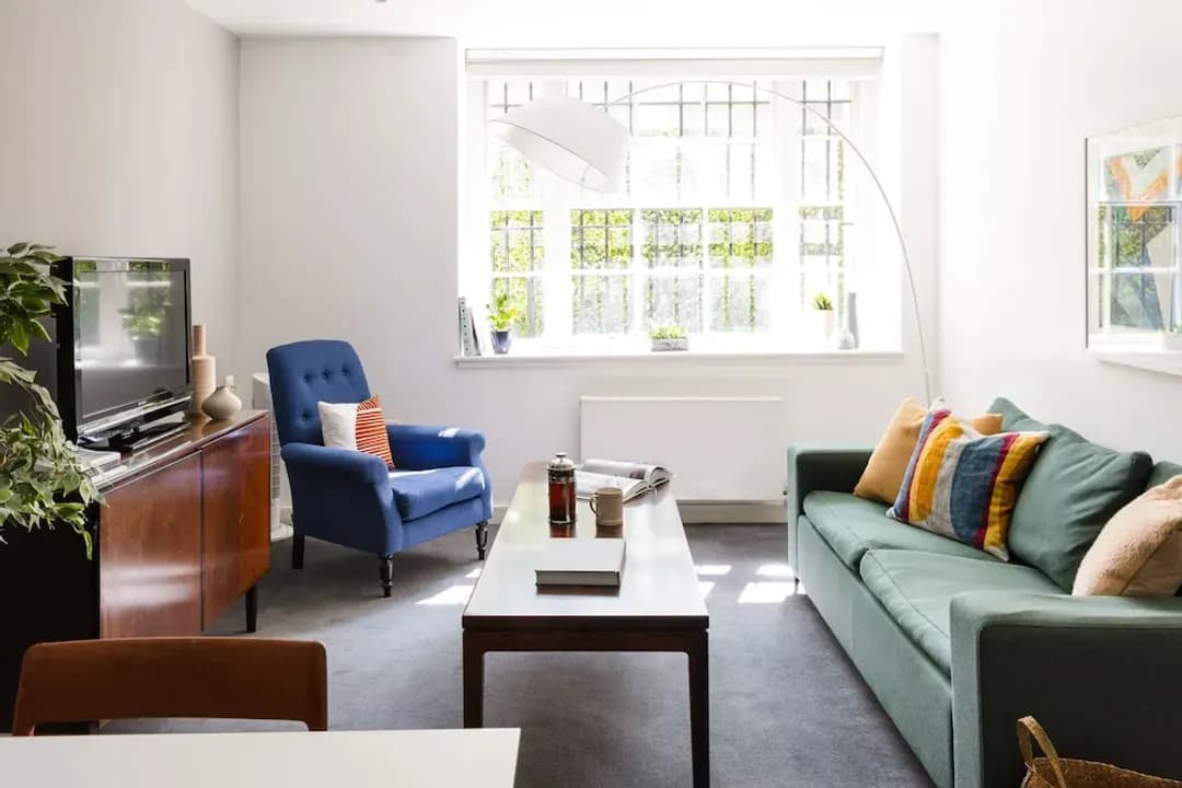 Greater London District-Native Hyde Park