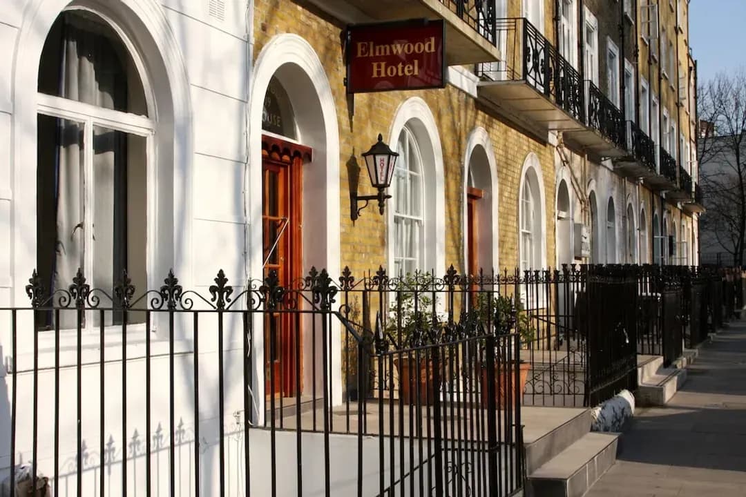 大倫敦區-埃爾姆伍德酒店