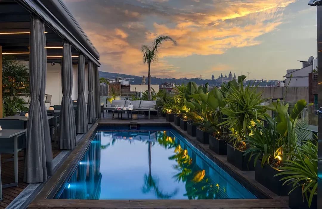 카탈루냐-크람 호텔