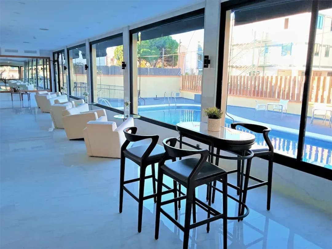 加泰隆尼亞-飯店 153