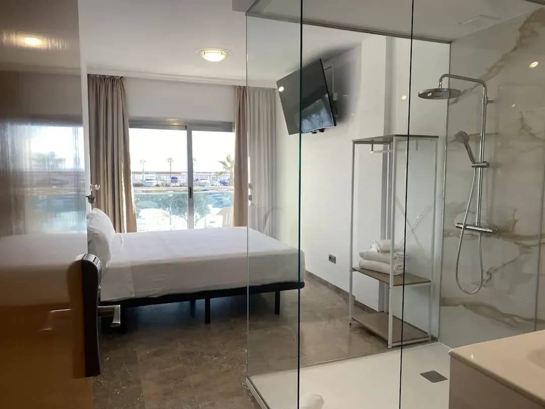 加泰隆尼亞-錫切斯港口酒店