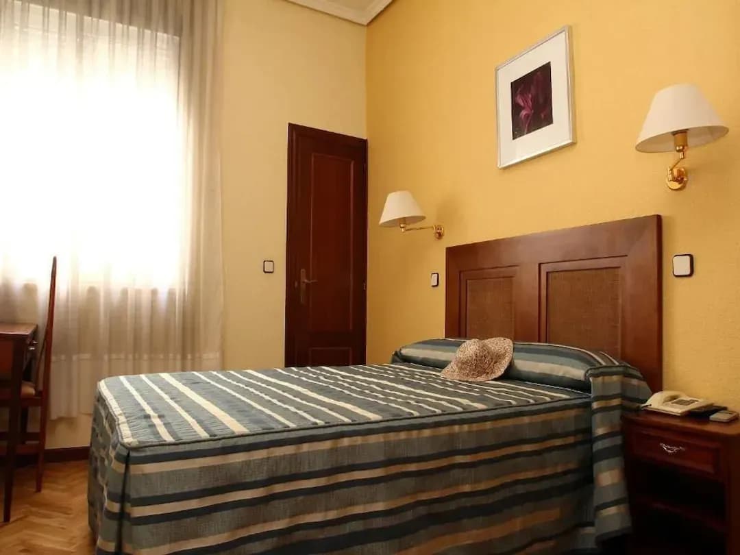 Madrid-Hostal Sardinero