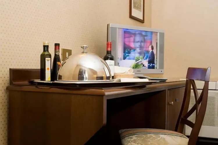 Room service - dining