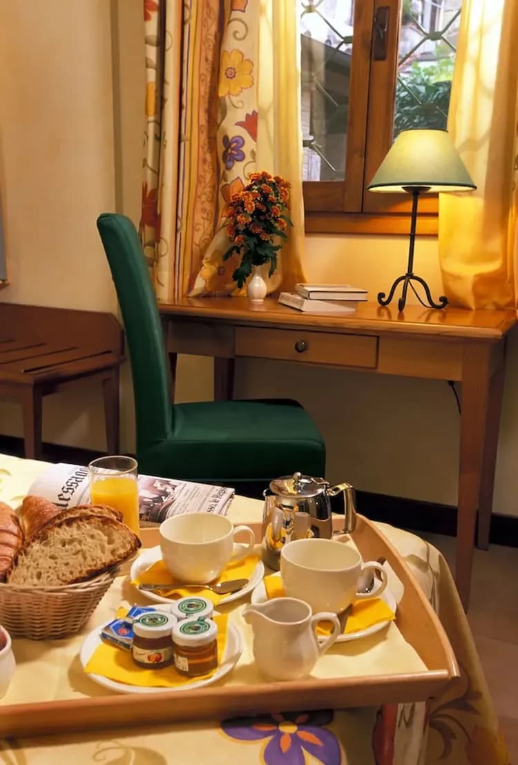 Room service - dining