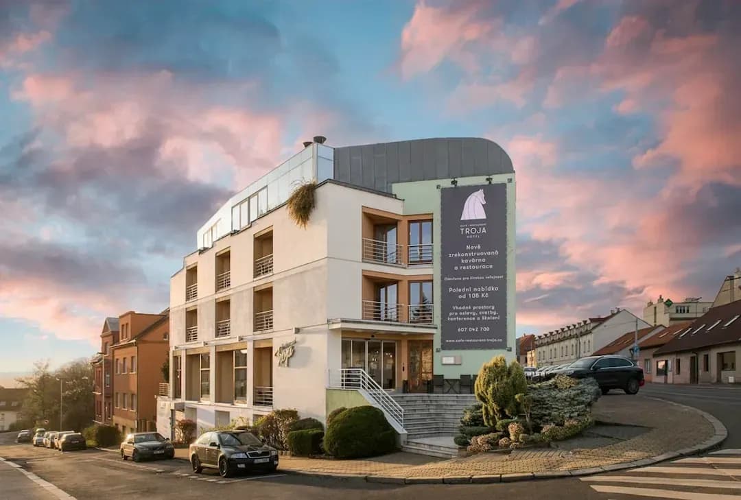 布拉格-特羅哈飯店