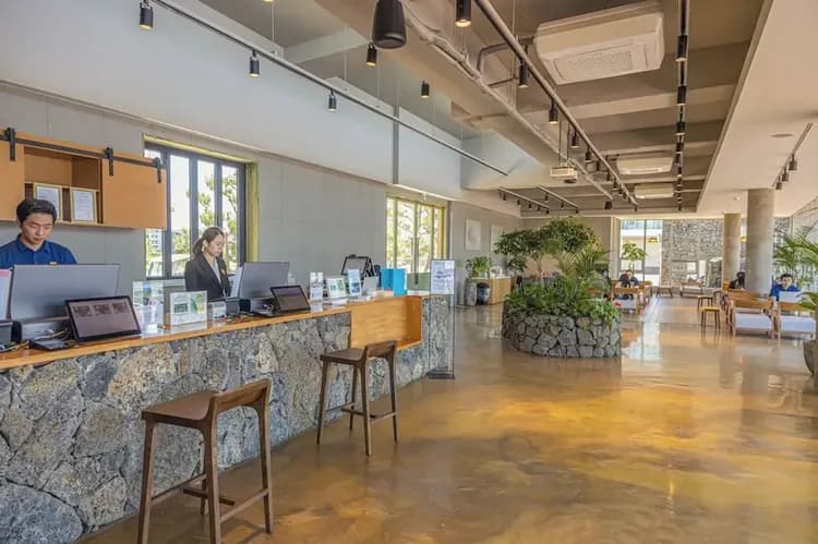 Check-in/check-out kiosk