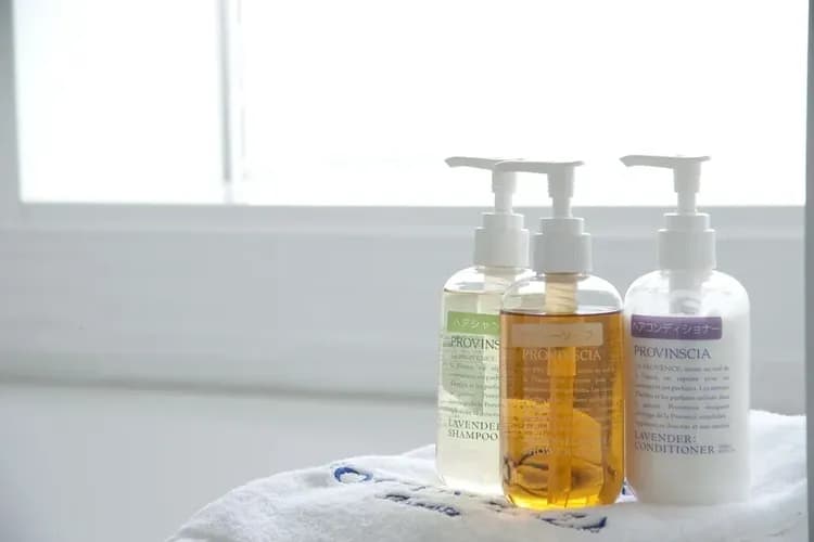Bathroom amenities