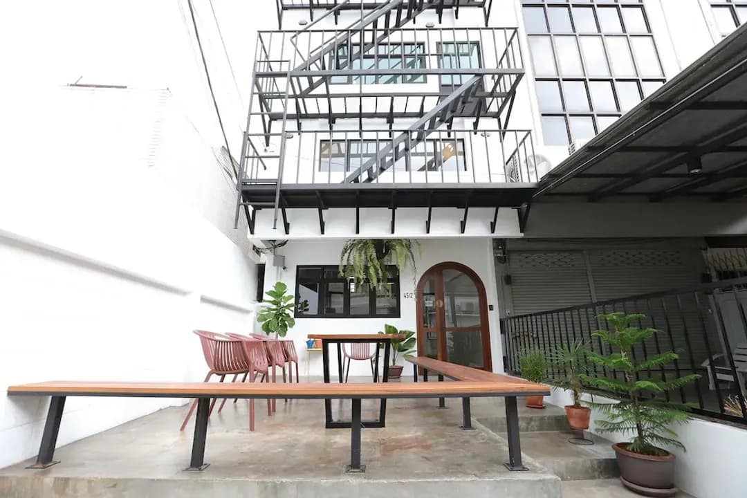 Bangkok-Apartment45 Hostel - Adults Only