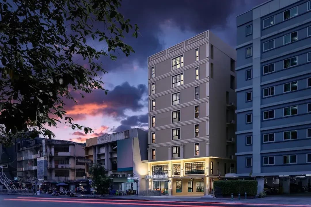 Bangkok-Travelier Hostel