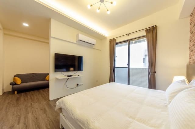 樂見冬山民宿 | 可選購4-12人宜蘭包棟-包棟: 4-12人 | 雙人房*2,四人房*2-5