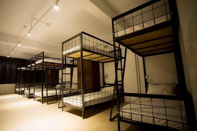 Let's Go Homestay-10 people-2