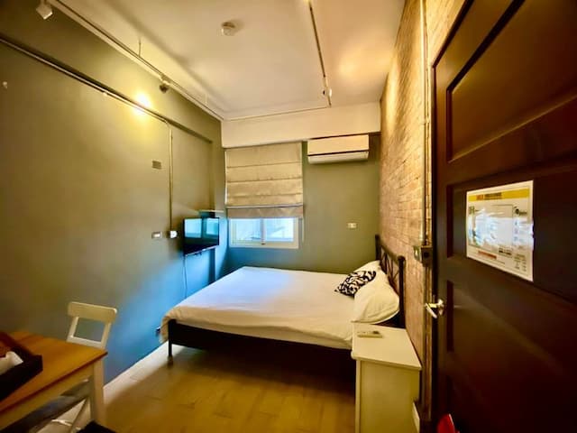 Let's Go Homestay-Happiness Double Room-1
