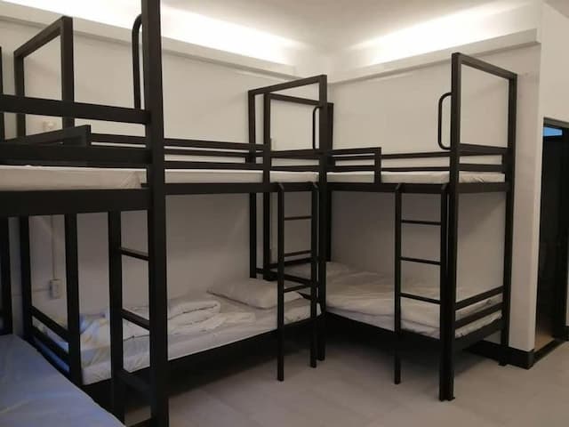 Hunan Highland Barracks Homestay l Camping-6 person bunk beds with bathroom-4