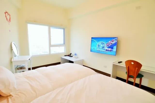 京棧興盛民宿|近市區交通方便-雙床兩人房-6