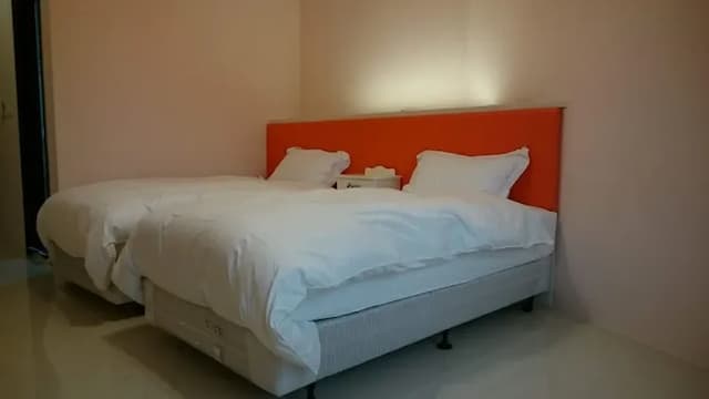 京棧興盛民宿|近市區交通方便-雙床兩人房-3