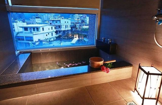 C'est Bon-Japanese-Ihako Castle Double Room-3