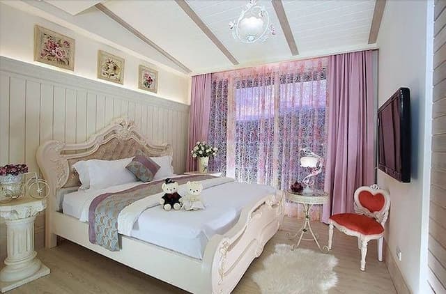 C'est Bon-White Lover Double Room-1