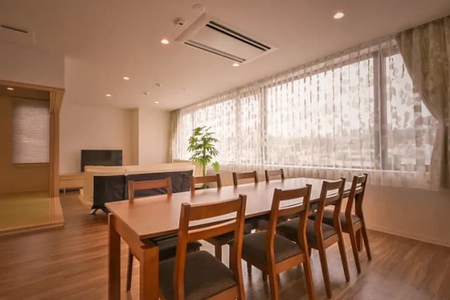 Ryo-an 2-3rd floor charter ★ 5 minutes walk from Otaru station / up to 4 people Basic charge / Relax in the large living room. Ryoan-6