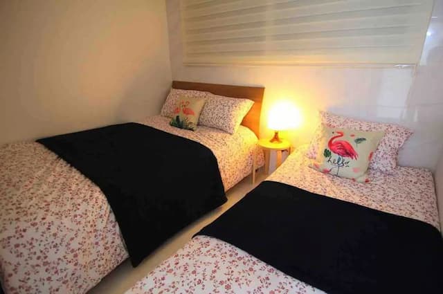 Chan &Suji IV(6 minutes walk to the train station)-7-11 People *This is a semi-underground room*-4