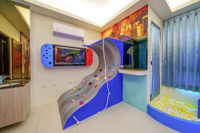 金朵民宿 | 房內溜滑梯、球池-蜘蛛人四人房-3