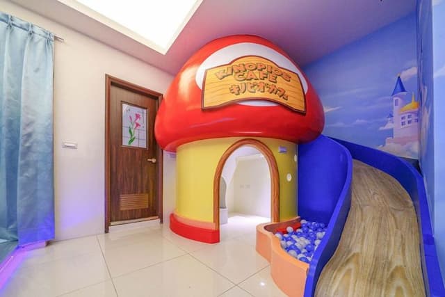 金朵民宿 | 房內溜滑梯、球池-瑪麗兄弟四人房-2