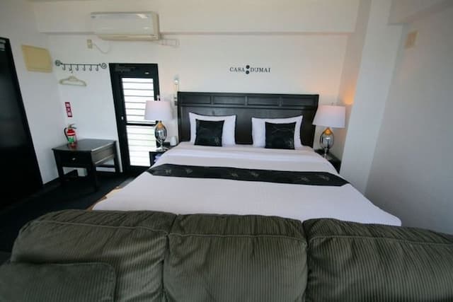 落ち着いた寝室